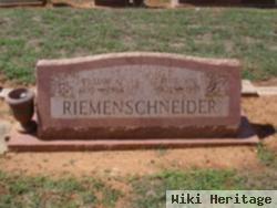 Effie Mae Riemenschneider