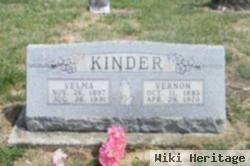 Ancle Vernon Kinder