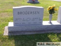 Muriel L Brodersen