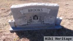 Gladys L. Neff Brooks