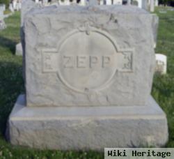 Ezra Zepp