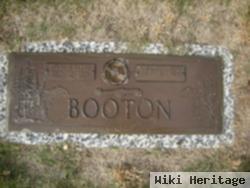 Dan Keith Booton