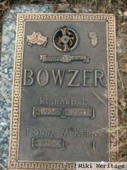 Richard L Bowzer