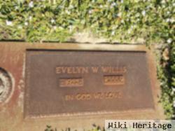 Evelyn W Willis