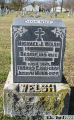 Michael J Welsh