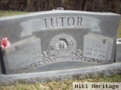 Ludie Burt Tutor