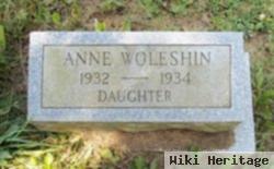 Anne Woleshin