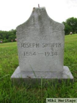 Joseph Shupik