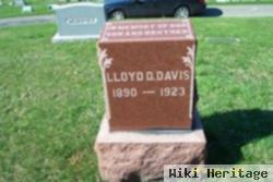 Lloyd D Davis