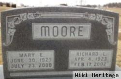 Richard L Moore