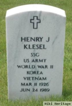 Henry J Klesel