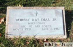 Robert Ray Dial, Jr