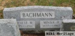 Minna H Bachmann