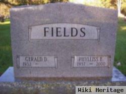 Phylliss E Shirey Fields