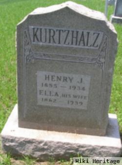 Henry J Kurtzhalz