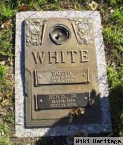 Dorothy Mae "dottie" White