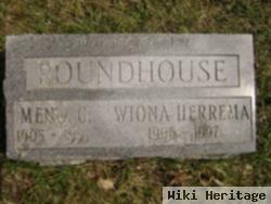 Wiona Herrema Roundhouse