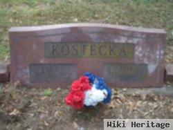 Willie C Kostecka