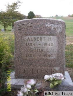 Albert Hueston Close