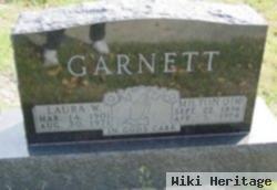 Laura W Garnett