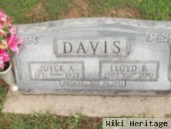 Lloyd B "bud" Davis