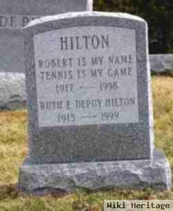 Robert Hilton