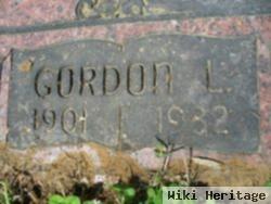 Gordon L Lee