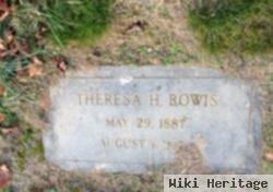 Theresa Housch Bowis