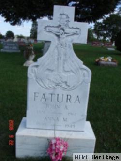 Anna M Fatura