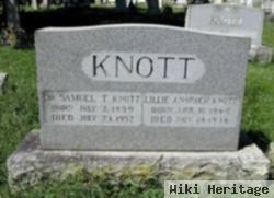 Dr Samuel T Knott