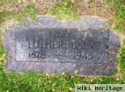 Luther Bain