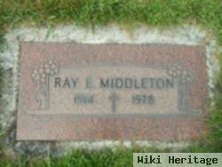 Raymond Ernest "ray" Middleton