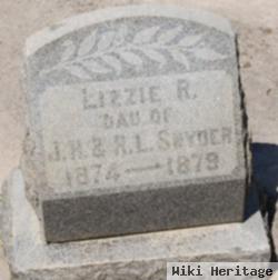 Lizzie R Snyder