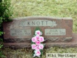 Julia L Knott