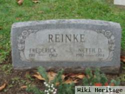Nettie D Reinke