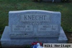 Minnie M Knecht