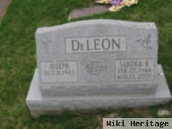 Sandra R Hasker Deleon