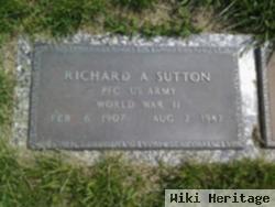 Richard D Sutton