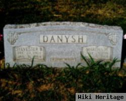 Martha H Danysh