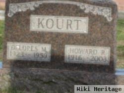 Howard R Kourt