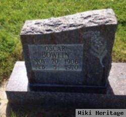 Oscar E Bowlin