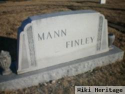 Dee S Finley, Sr