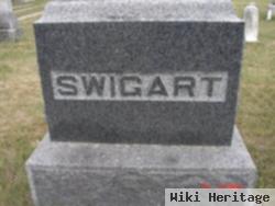 Edna M Swigart