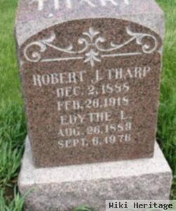 Robert J Tharp