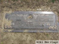 Helen L Sommers