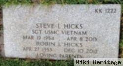 Steve L Hicks