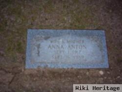 Anna Anton