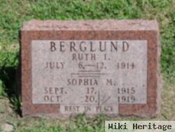 Sophia M Berglund