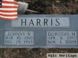 Dorothy M Harris