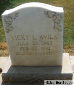 Vicky L Avila